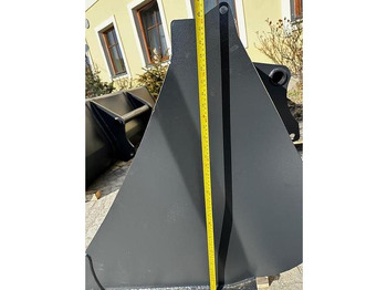 Cho thuê Big Schwergutschaufel 240 cm mit Manitou Aufnahme Big Schwergutschaufel 240 cm mit Manitou Aufnahme: hình 4