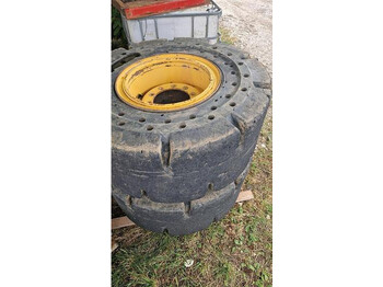 Lốp Big Vollgummi Räder 20,5 x 25 mit Volvo Felgen: hình 2