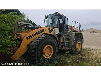Máy xúc lật LIEBHERR L 586