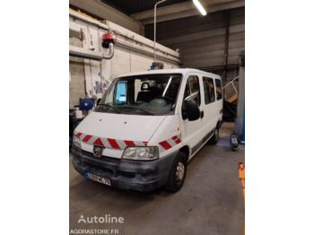 Xe bus mini, Xe van chở khách PEUGEOT BOXER: hình 1