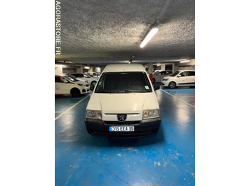 Xe van nhỏ gọn PEUGEOT Expert