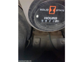 Máy xúc lật PORTE-OUTILS DITCH WITCH ZAHN R300: hình 4 Máy xúc lật PORTE-OUTILS DITCH WITCH ZAHN R300: hình 4