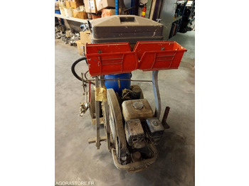 Trang thiết bị xây dựng