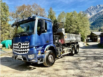 Xe tải MERCEDES-BENZ Arocs 2640