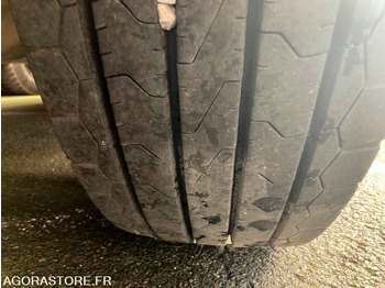 Xe đầu kéo VOLVO FL 290 - 2013 - 568 476km: hình 4 Xe đầu kéo VOLVO FL 290 - 2013 - 568 476km: hình 4