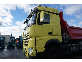 Xe ben Mercedes-Benz Arocs 3263 , 8x4 Tridem: hình 4