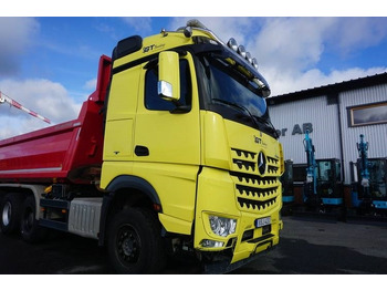 Xe ben Mercedes-Benz Arocs 3263 , 8x4 Tridem: hình 5