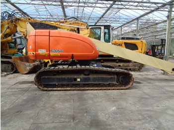 Xe nâng người hình viễn vọng kính JLG 600 SC: hình 2
