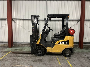 Xe nâng gas CATERPILLAR GP