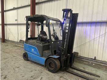 Xe nâng điện ECB35C: hình 4