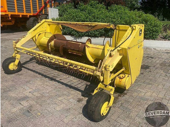 Đính kèm máy gặt JOHN DEERE
