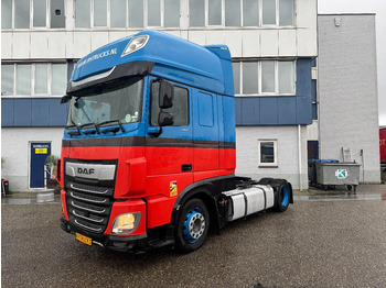 Xe đầu kéo DAF XF 450