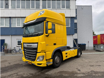 Xe đầu kéo DAF XF 450