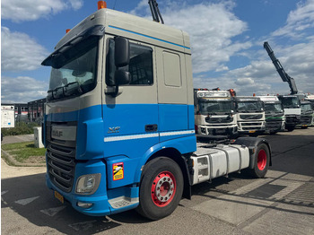 Xe đầu kéo DAF XF 460