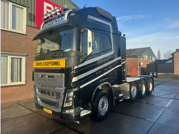 Xe đầu kéo VOLVO FH16 750