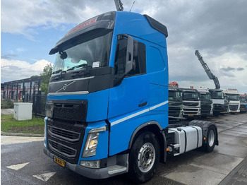 Xe đầu kéo VOLVO FH 420