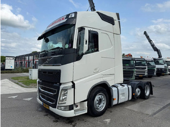 Xe đầu kéo VOLVO FH 460