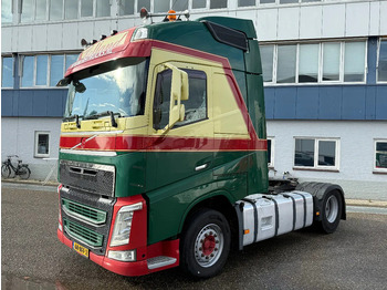 Xe đầu kéo VOLVO FH 460