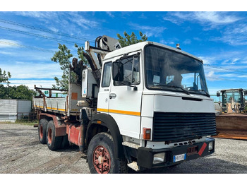 Xe tải thùng lửng/ Phẳng IVECO
