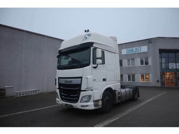 Xe đầu kéo DAF XF 460