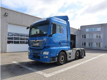 Xe đầu kéo MAN TGX 26.460