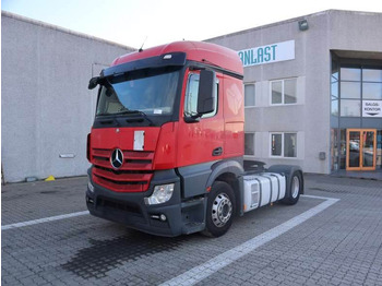 Xe đầu kéo MERCEDES-BENZ Actros 1843