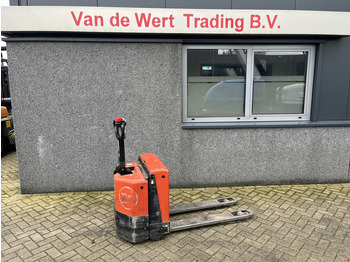 Xe tải nâng pallet TOYOTA