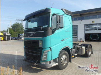 Xe đầu kéo VOLVO FH 420