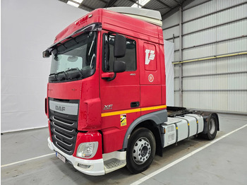 Xe đầu kéo DAF XF 106 460