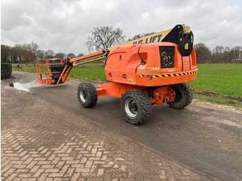 Nền bục trên không