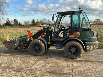 Máy xúc lật bánh lốp KOMATSU WA70