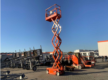 Nền bục trên không SKYJACK