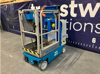 Nền bục trên không GENIE