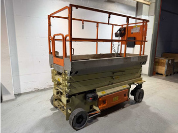 Nền bục trên không JLG