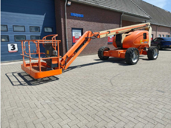 Nền bục trên không JLG 600AJ
