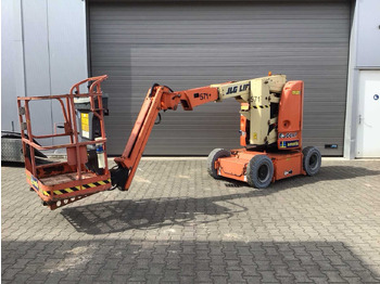 Nền bục trên không JLG