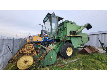 Máy gặt đập JOHN DEERE