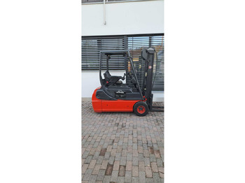 Xe nâng LINDE E18