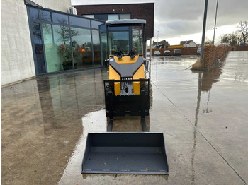 Máy xúc lật bánh lốp NEWRICK - 2025 - SL360 - SKID STEER LOADER: hình 2 Máy xúc lật bánh lốp NEWRICK - 2025 - SL360 - SKID STEER LOADER: hình 2