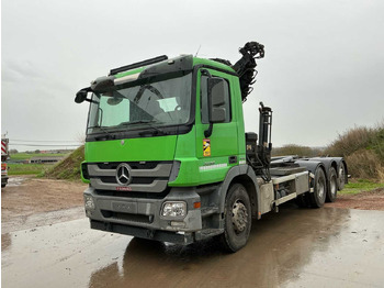 Xe tải MERCEDES-BENZ Actros