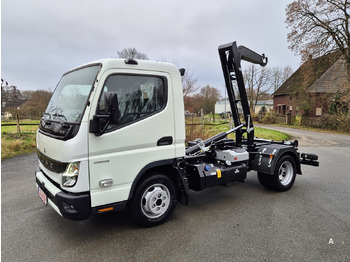 Xe tải nâng móc FUSO