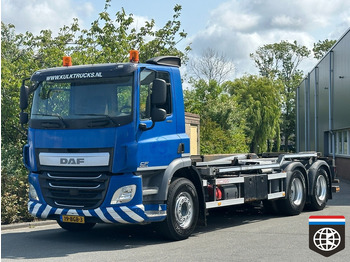 Xe tải nâng móc DAF CF 400
