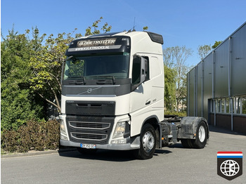 Xe đầu kéo VOLVO FH 500