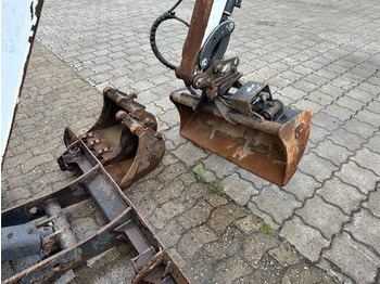 Máy xúc mini Bobcat E19, Verstelllaufwerk, Greifer + Hammer, Löffel: hình 5