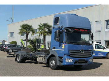Xe tải khung gầm MERCEDES-BENZ Atego 918