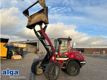 Máy xúc lật bánh lốp SCHAEFF
