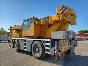Cẩu bánh lốp LIEBHERR LTM 1040-2.1