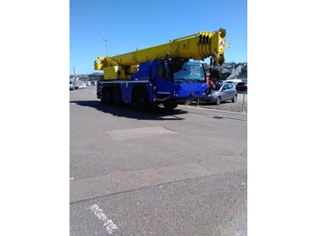 Cẩu bánh lốp LIEBHERR LTM 1055-3.2