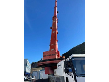 Cẩu bánh lốp LIEBHERR LTM 1090/2