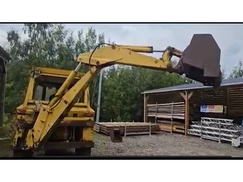 Máy xúc trước múc sau MASSEY FERGUSON